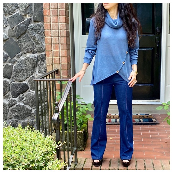 chic side button trim cowl neck knit tunic - Picture 10 of 13